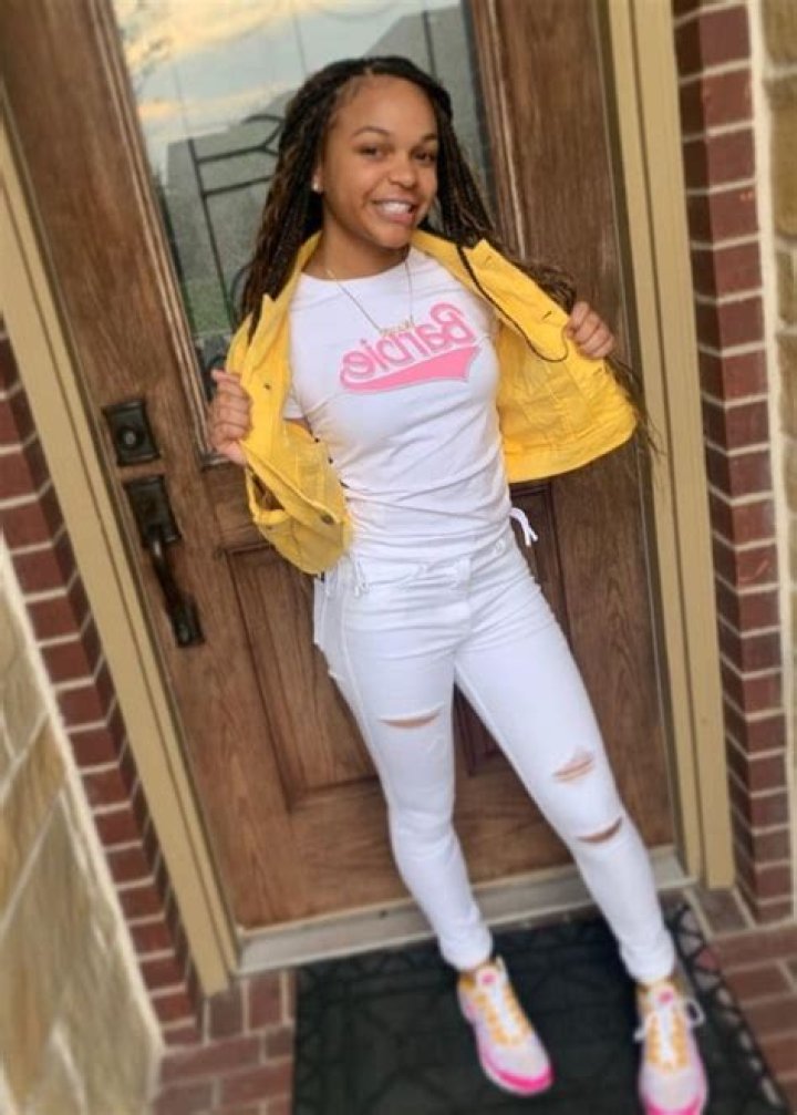 Aaliyah Jarmon (bhabicurlz) Height, Weight, Age, Boyfriend, Biography
