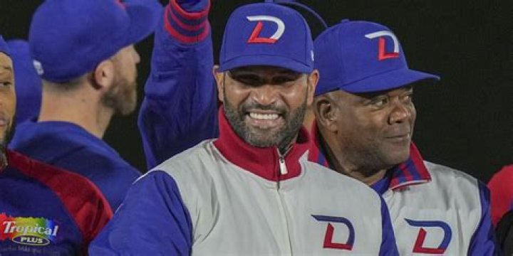 Does Albert Pujols son A.J. Pujols play baseball? |
