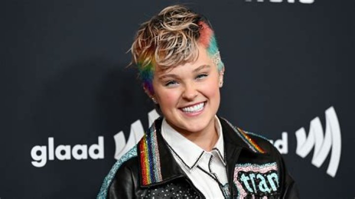 How Old Is JoJo Siwa: Unlocking The Mystery Of The Teen Sensation