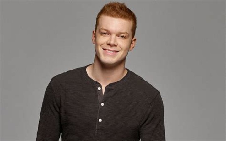 Learn About The Actor Who Plays Ian Gallagher In Popular TV Show