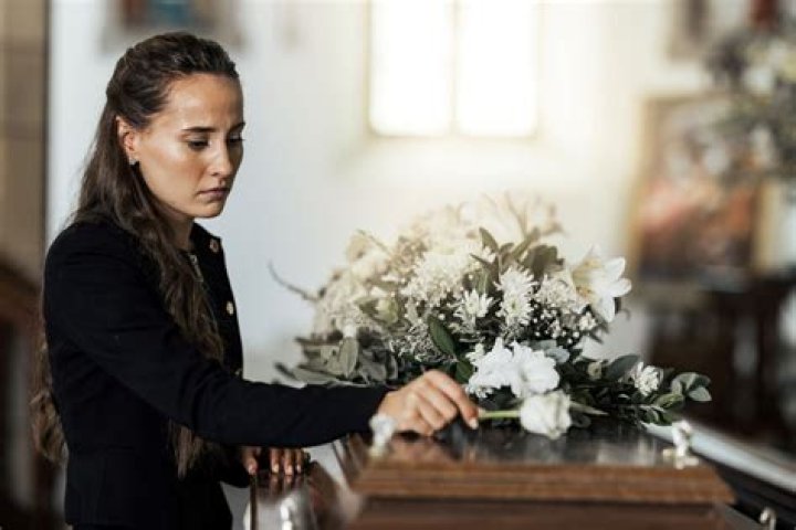 Lvaro Morte Relationships: Unraveling The Actor's Love Life
