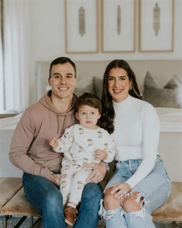 Real name, Age, Boyfriend, Kids, Net worth |