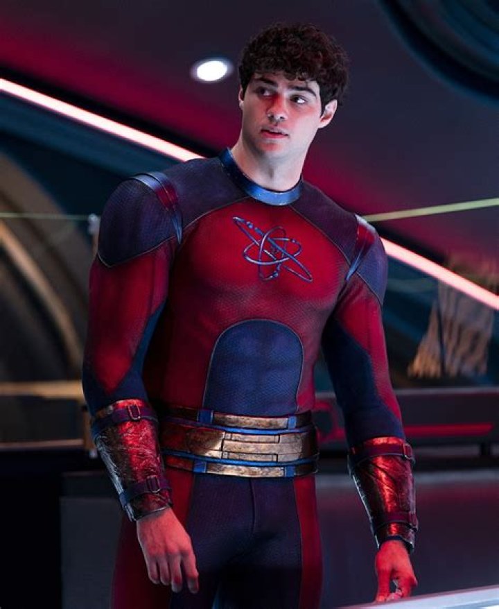 Unlocking The Impact Of Noah Centineo's Height