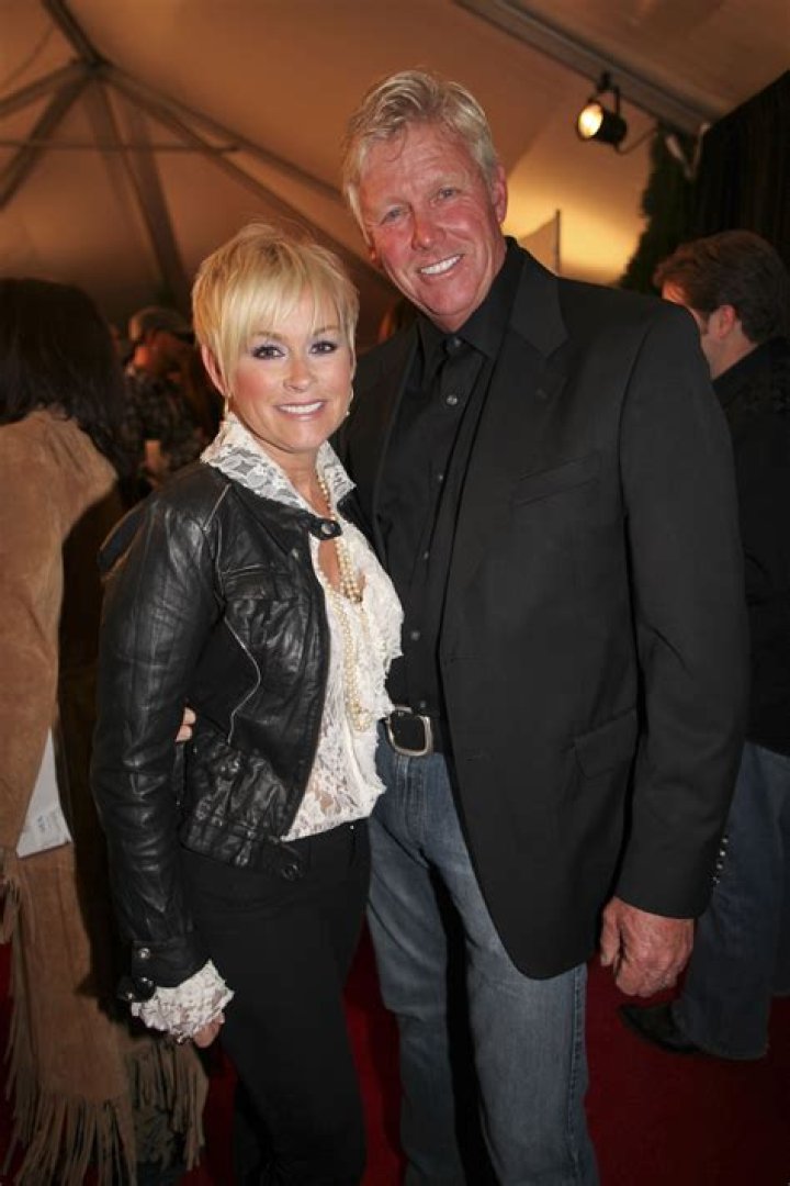 Unveiling Samantha Fish's Heart: Who Is She Married To?